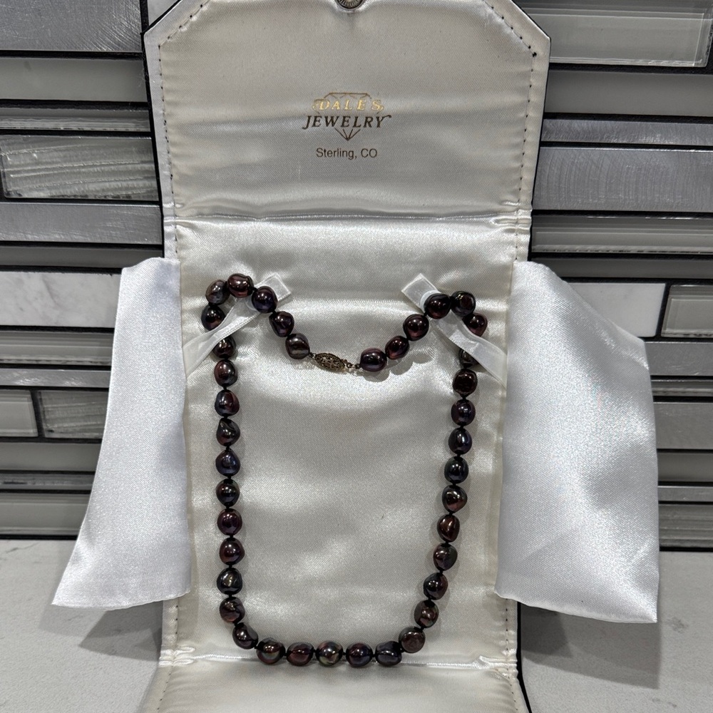 Black Pearl Necklace